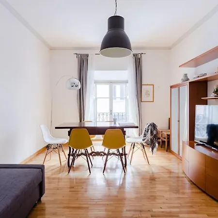 Elegant Via Veneto By Varental *