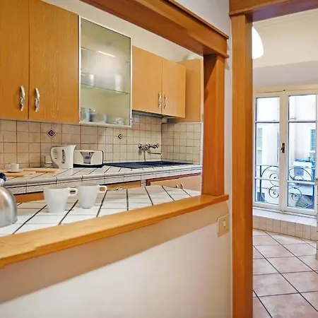 Apartment Elegant Via Veneto By Varental